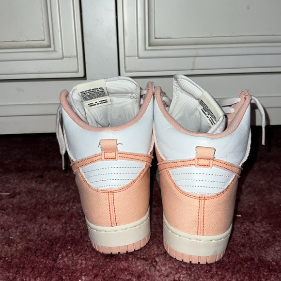 nike high dunks pink and white. Vintage - Picture 3 of 3